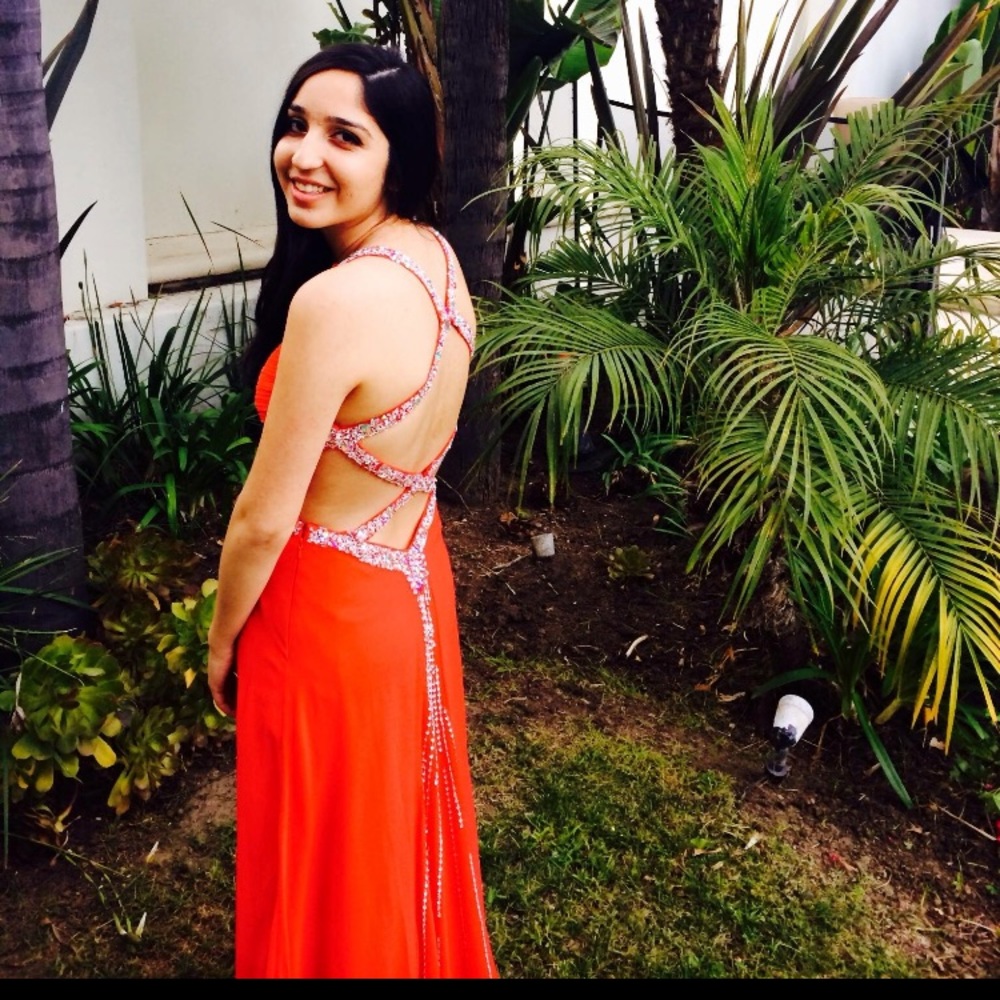 PROM/ WEDDING DRESS - Picture 5 of 6